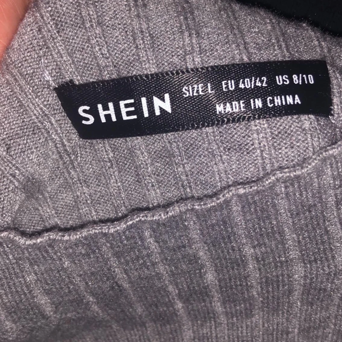 Slit cut tröja  - 91