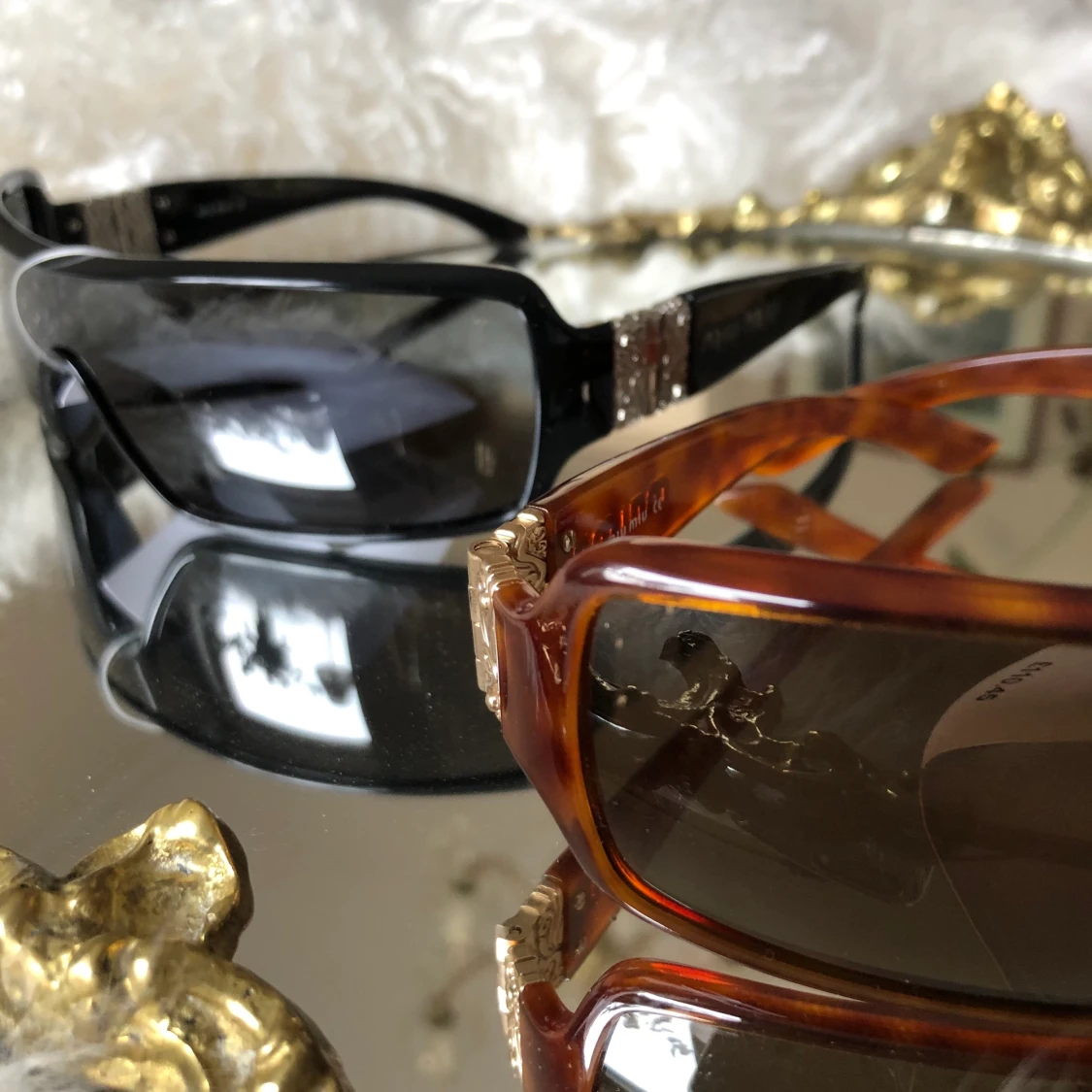 Prada Miumiu solglasögon  - 91