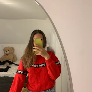 Filatröja - Röd tröja från fila, sparsamt använd