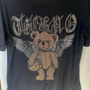 Cool T-shirt  - Använd 1 gång 