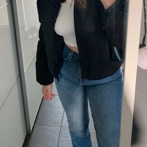 Bik bok jeans - Skit snygga Bik bok jeans som knte kommer till använding, långa i benen 😍