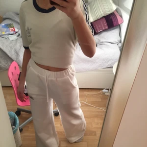 Tshirt - Oversized cool tshirt som funkar för strl S/M/L💞