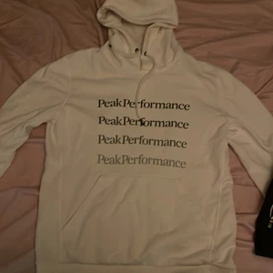Peak performance - Tjocktröja, nästan ny strl m 