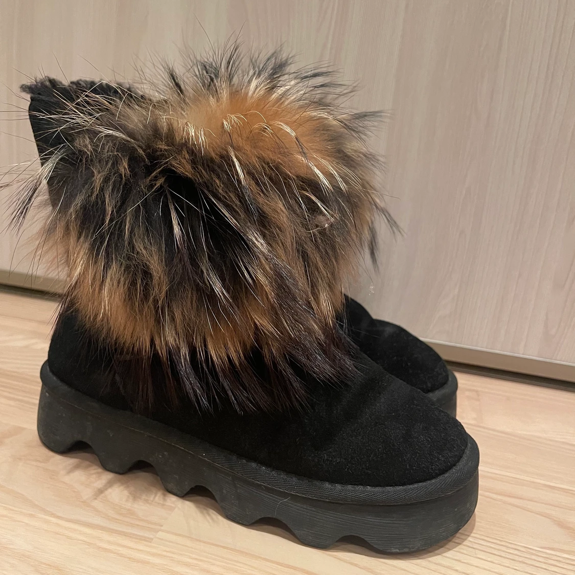 Uggs liknande  - 90