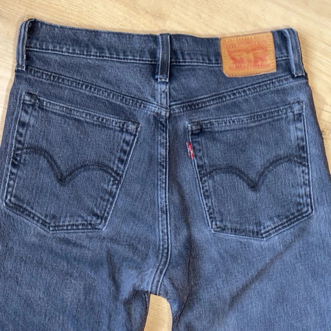 LEVI’S JEANS