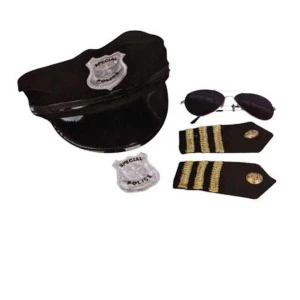 polis utklädnad - polis set från buttericks med glasögon, hatt, bricka och axelgrejer! 