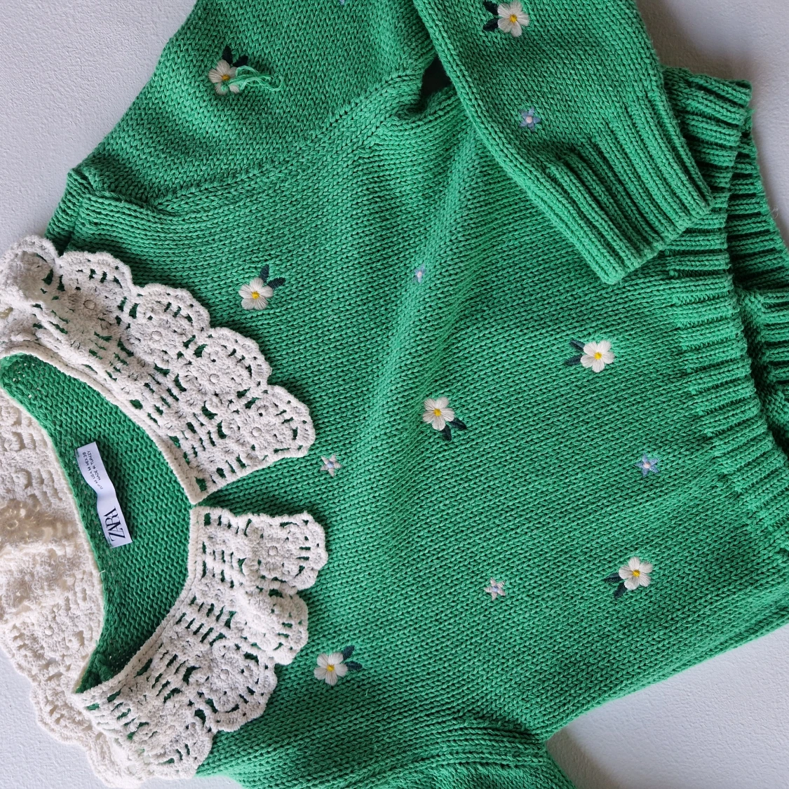 Stickad tröja Zara M men mer som S - 90