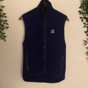 VÄST HEMMY HANSEN  - ”Vintage” Helly Hansen väst 