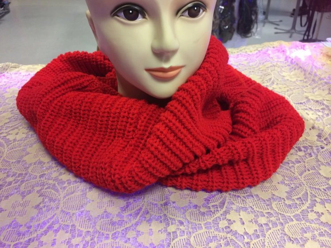 Stickade Halsduk  - 90