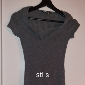 Klänning  - Grå tight klänning