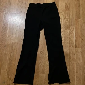 Yoga pants  - Svarta yoga pants i storlek s