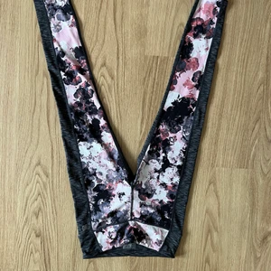 Träningstights  - Träningstights, stl 36/38 (small) fint skick