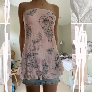 Tubtopp  - För stor för mig (kan inte röra på mig utan att den åker ner). Köpt på sellpy och då köpt som en topp men går också att använda som kjol (sista bilden) 