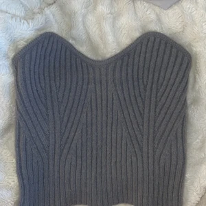 Bandeutopp - Grå jättefin bandeutopp som är helt oanvänd💗.