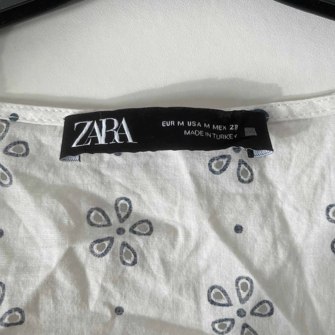 Volang topp från zara - 91