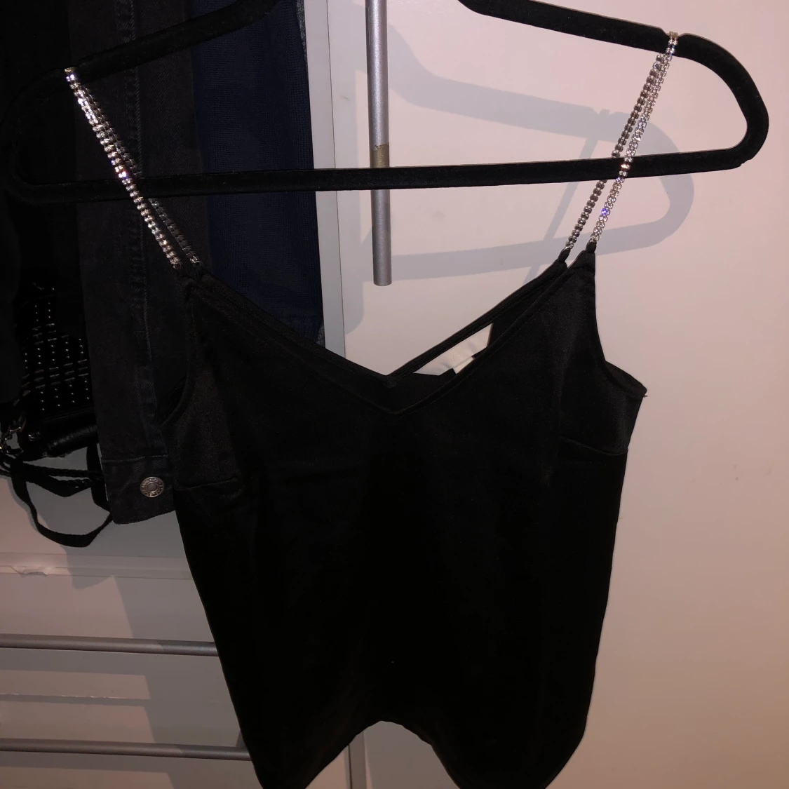 Fint glittrig linne  - 90