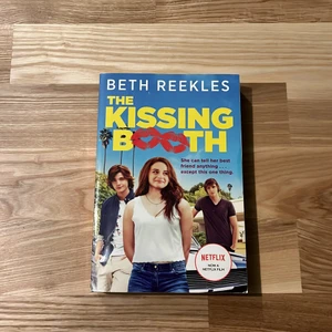 Bok - Säljer The Kissing Booth boken som är skriven på Engelska :) Har läst den en gång och den är i fint skick 