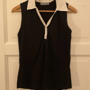 Topp med krage - Cool topp med krage