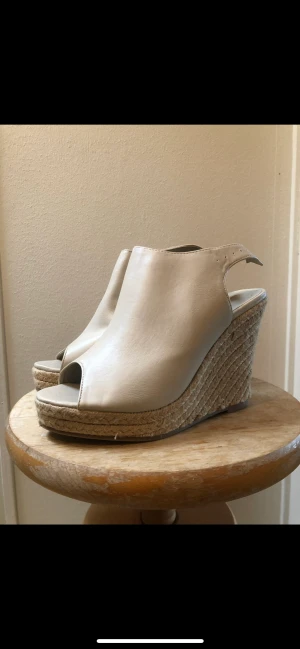 Nelly klackar  - Aldrig använda! 