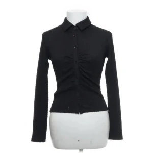 Skjorta  - As snygg tajt skjorta storlek Xs❤️ snygg för vardag eller fest 