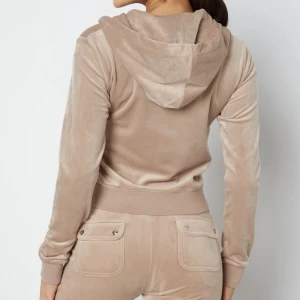 Juicy couture set  - Strl M Helt oanvänd, köpt på boozt  