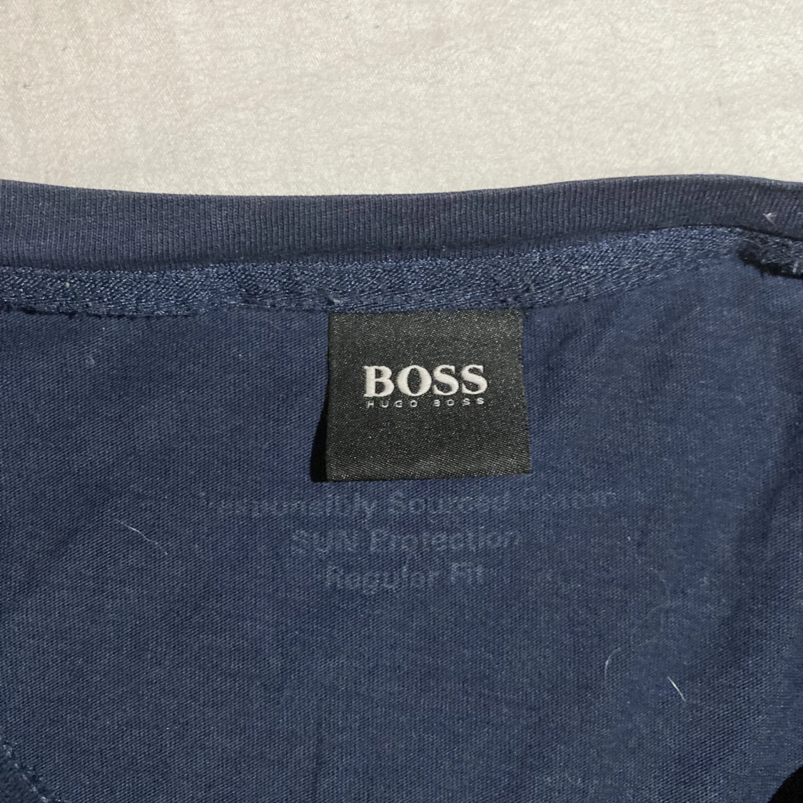 Hugo Boss Pixel Logo - 90