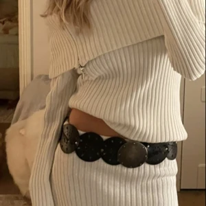 Personlig style bundle  - Vill du ha liknande kläder? Skriv privat så kan du få en personlig style ”bundle” med unika second hand plagg och accessoarer💕