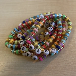 Jewelstar Armband - Armband från Jewelstar med pride-motiv.