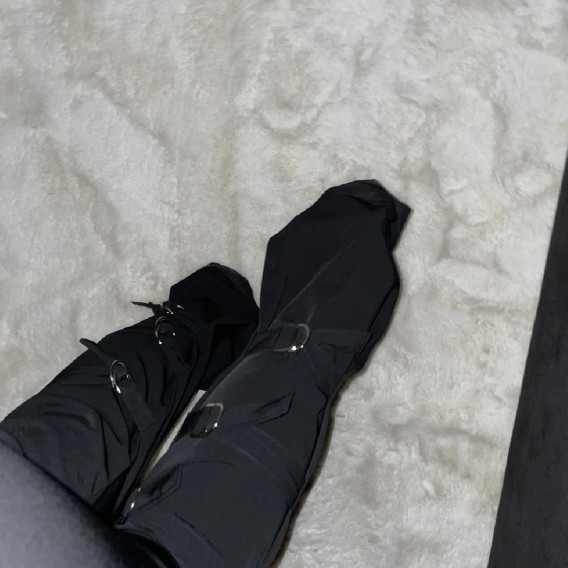 Kostymbyxor med spännen  - 90