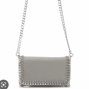 Tiamo väska  - Jätte fin grå väska från tiamo i den lilla storleken. Bra skick och knappt använd 