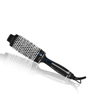 Björn Axén värmeborste  - Den är helt ny, har testat en gång men storleken passar inte mitt hår. För bilder hur de blir skriv privat! Köpte den för 800+ å de e nya. Kan tänka mig byta mot storlek 38 också.