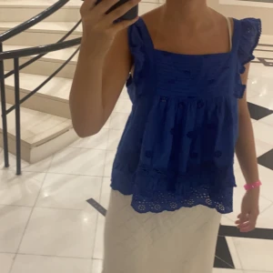 Topp - Från mango alla bilder är mina egna😄 200kr+frakt