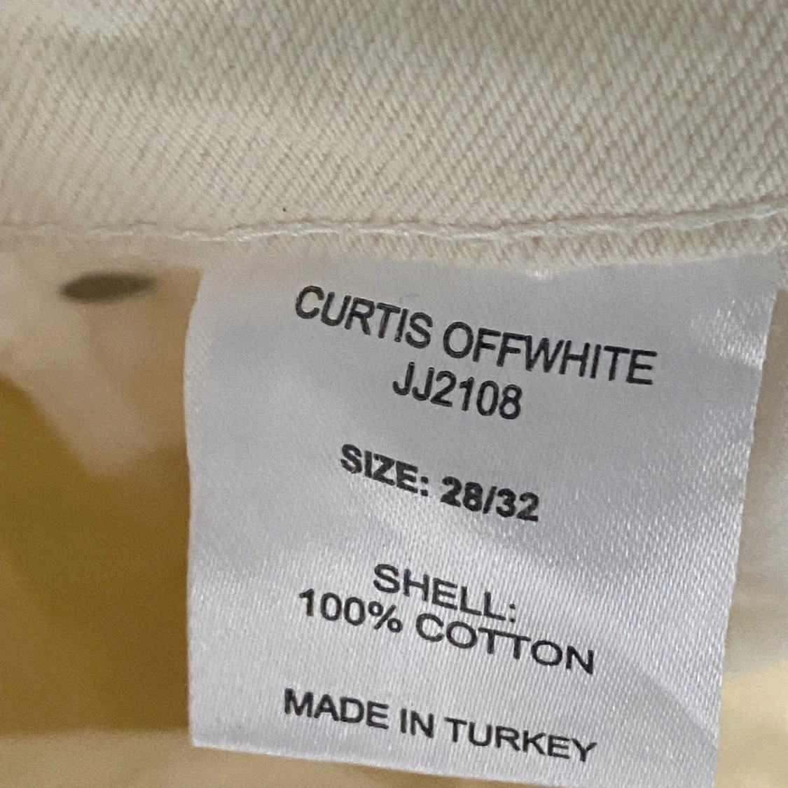 Ett par beige Just Junkies jeans i stel 28/32 - 91