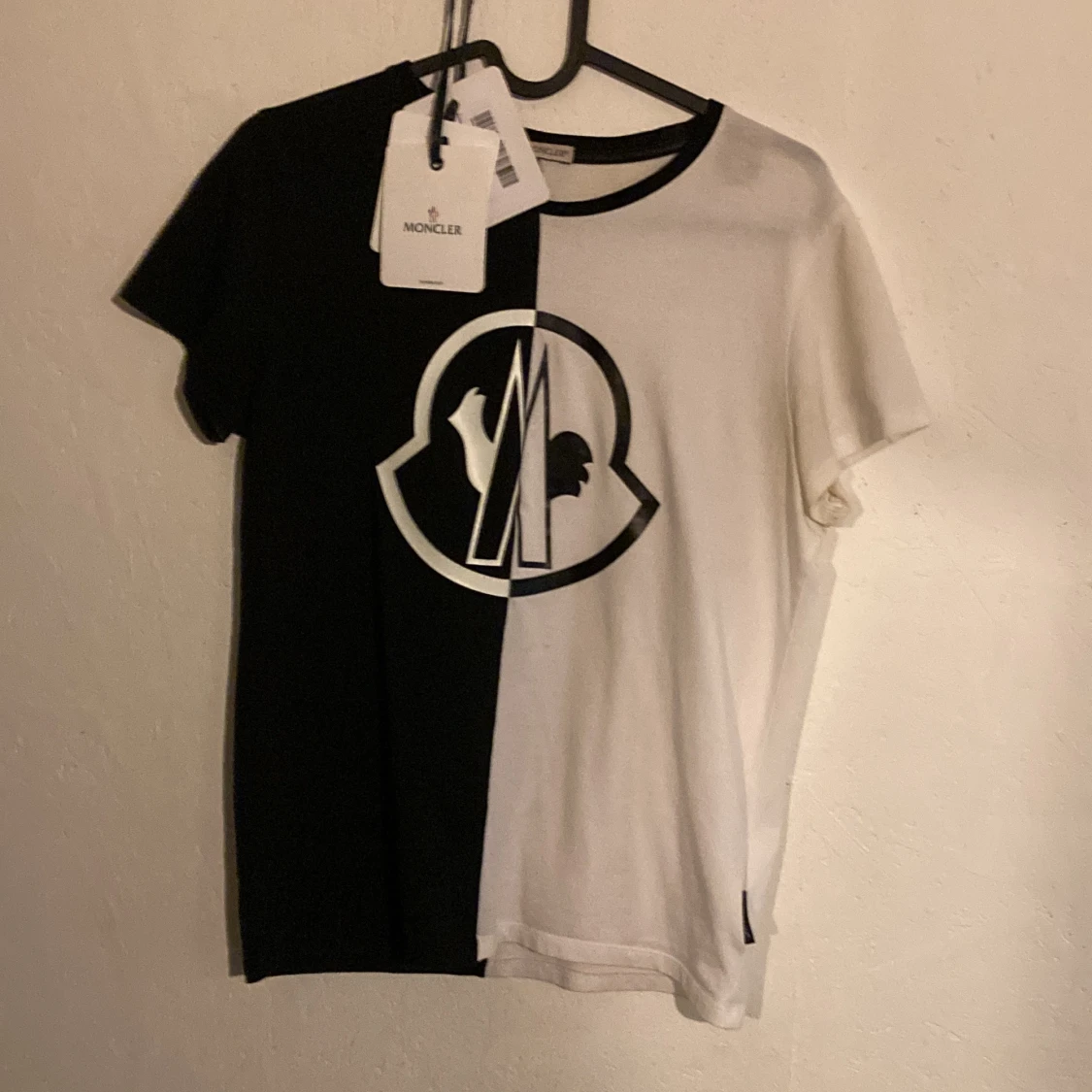 Moncler T-shirt