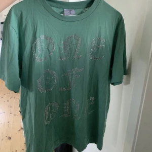 One of one t-shirt - One of one t-shirt