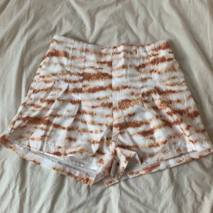 Shorts  - Fint skick aldrig använd storlek medium 