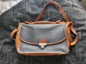 Väska Escada  - Vintage väska från Escada Ok skick