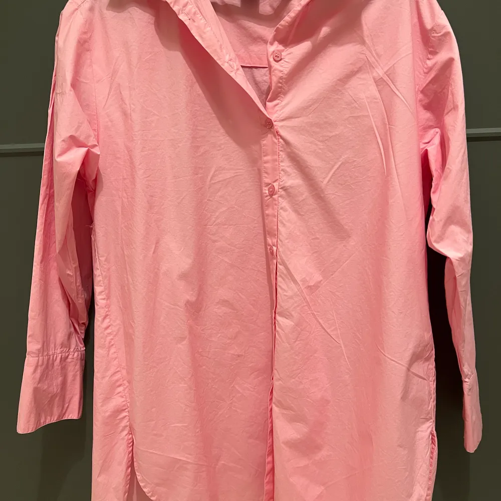 Rosa skjorta från Lindex stolek S . Skjortor.
