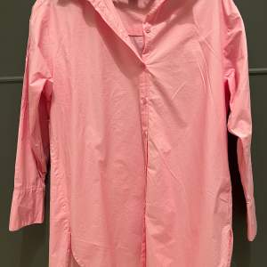 Rosa skjorta från Lindex stolek S 