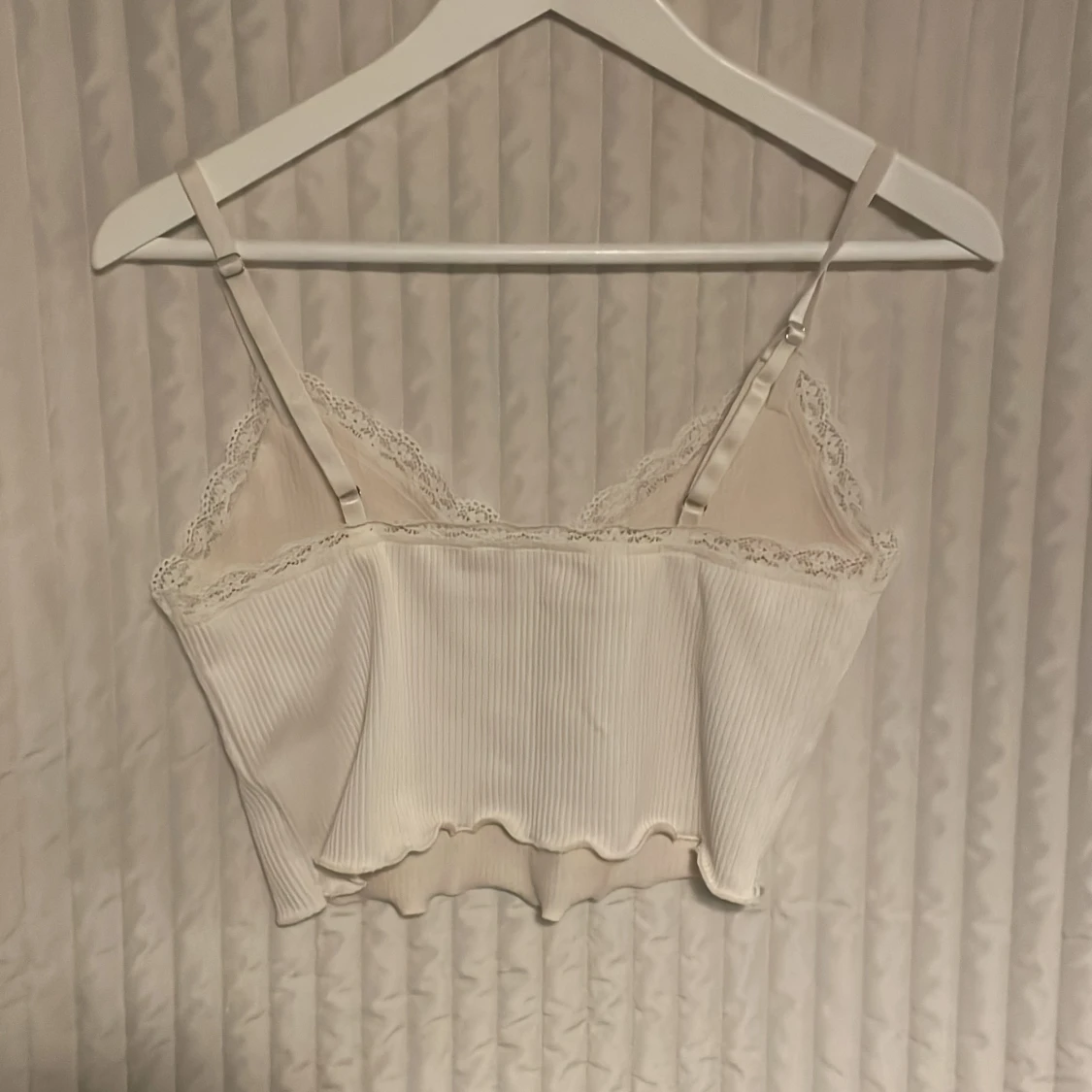 Vit spets topp☠️ M - 90