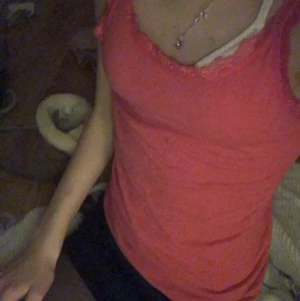 Y2k linne - Fint rosa linne. Väldigt fint och änkor att styla 