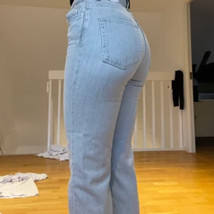 Weekday jeans  - Säljer dessa supersnygga jeansen som tyvärr inte kommer till användning längre , modell voyage 😍💓🔥