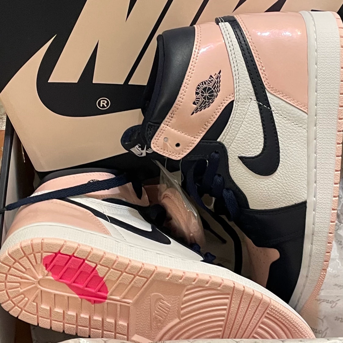 Air Jordan 1 Retro High OG Atmosphere