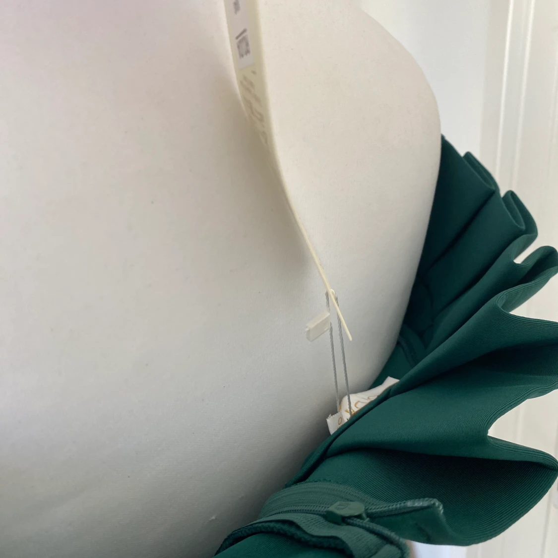 Helt ny festklänning  - 91