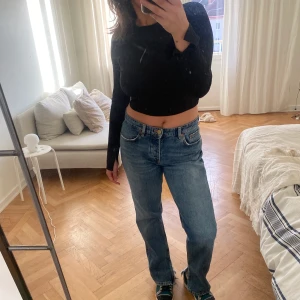 Svart fest topp  - Liten i storlek 