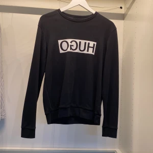 Hugo boss tröja - Hugo boss tröja storlek S Köpare står för frakt (66kr)