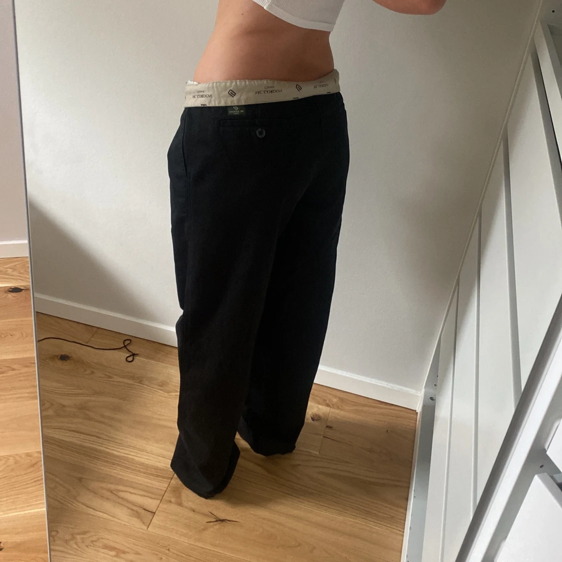 Svarta MC.GORDON chinos  - 90