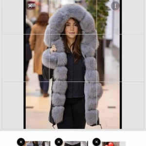 Parka jacka  - Säljer nu min parka jacka köpt på butik garoff. Använd en hel vinter. Säljer pågrund av ingen användning längre. Nypris 3999kr ( inte mina bilder förutan den sista) äkta päls.