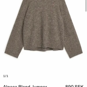 Arket Mohair tröja  - Felfritt skick. Knappt använd. Material: mohair 