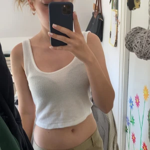 Topp från Zara - Inga defekter, väldigt skönt material 😌